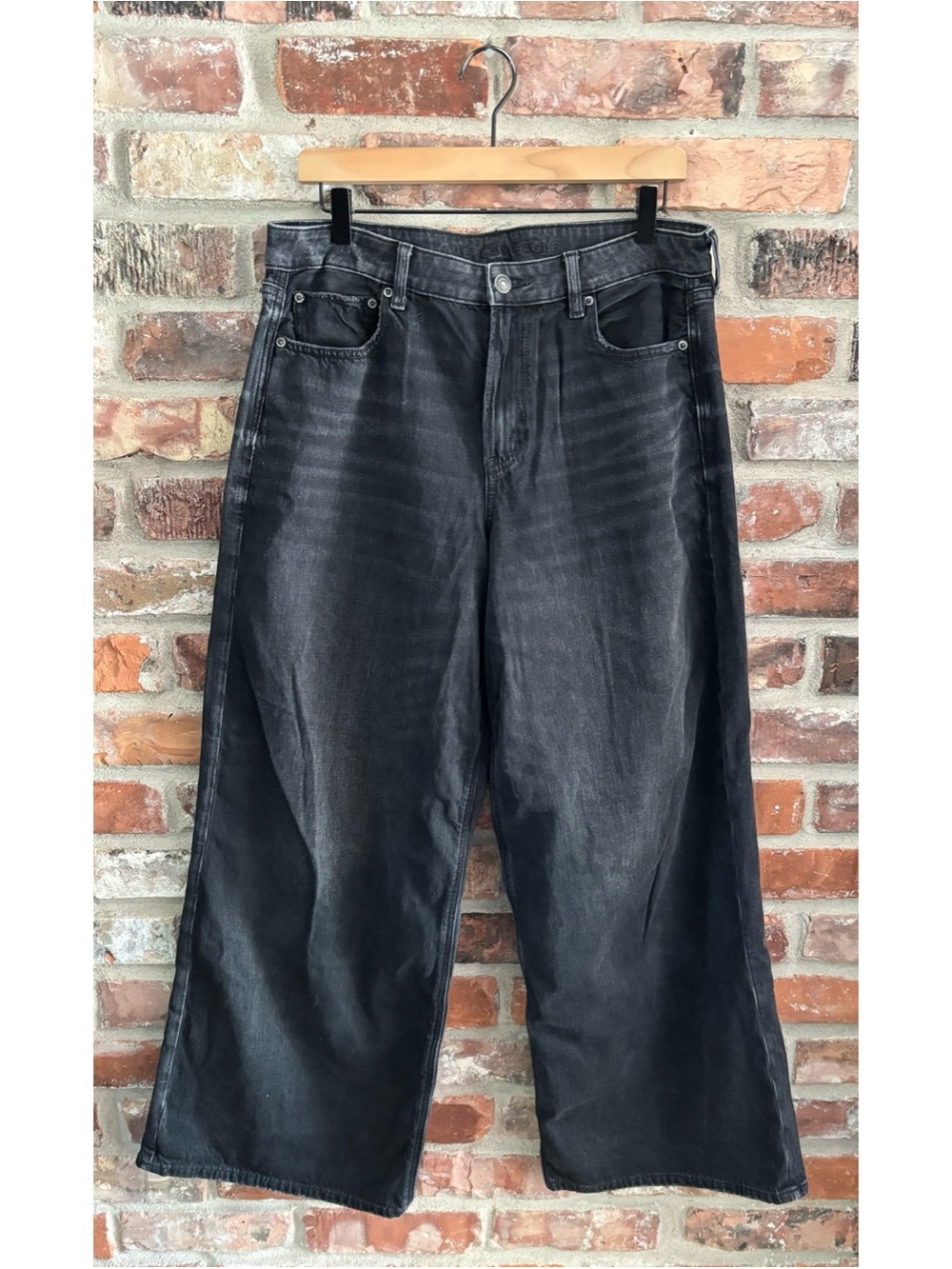 American Eagle Black Super High Rise Ultra Wide Leg Jeans, 10